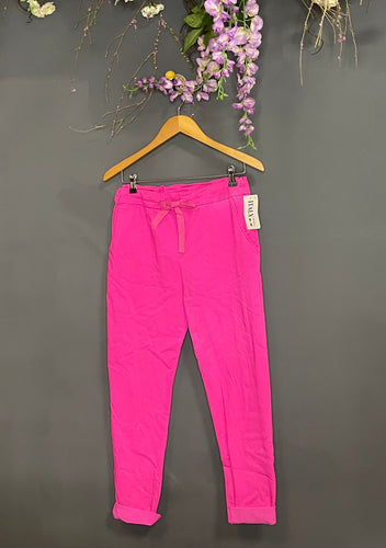 Magic Pants in Fuchsia Pink